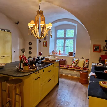 Maison d'hôtes Wohnen Im Wasserschloss Sandizell 3*