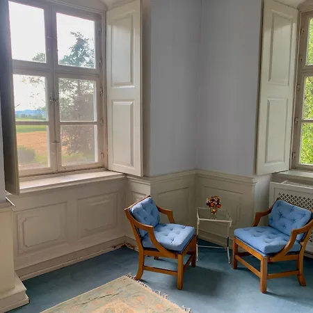 Maison d'hôtes Wohnen Im Wasserschloss Sandizell Schrobenhausen